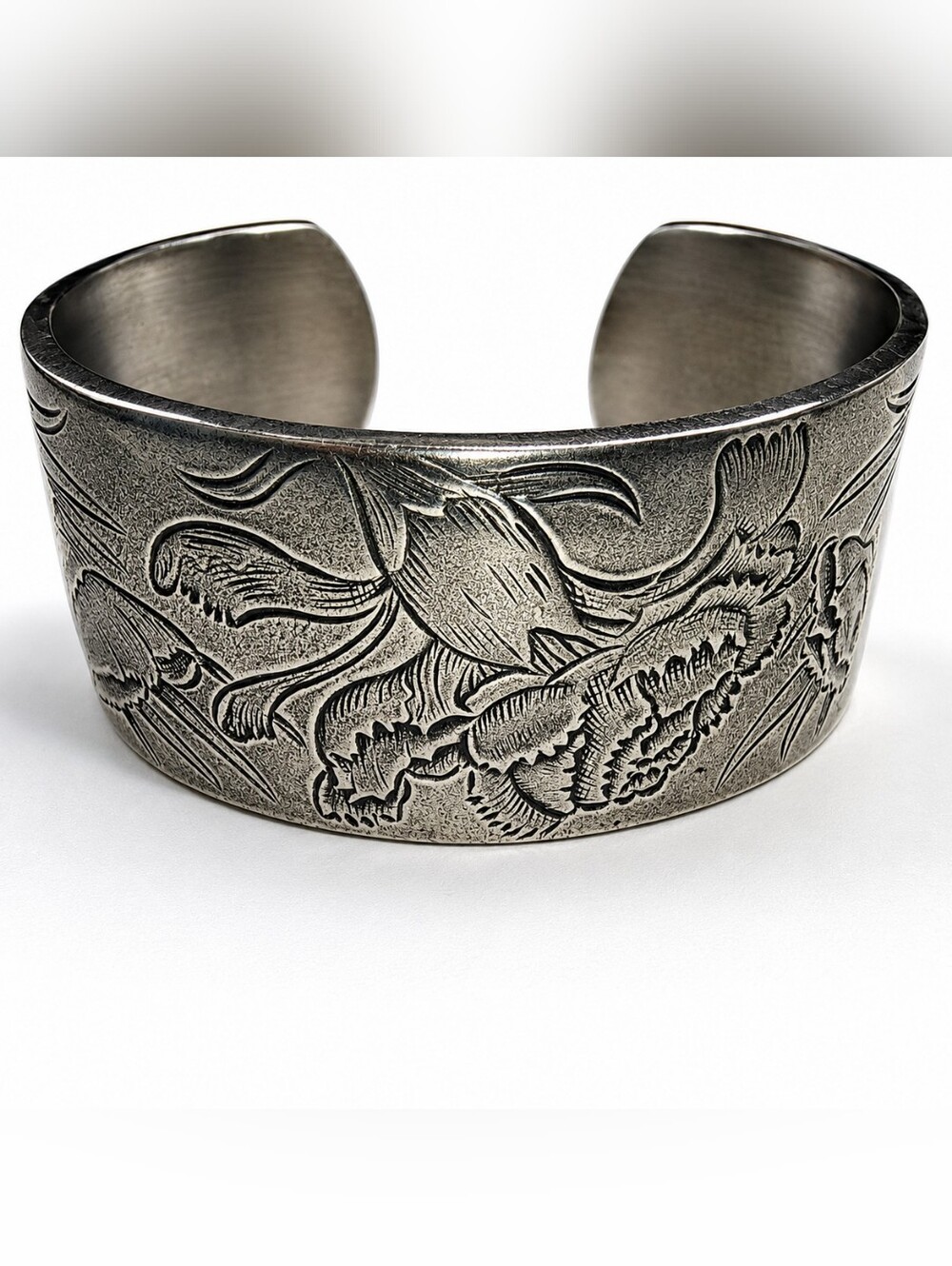 Salisbury Pewter January Carnation Cuff Bracelet New In Box‎